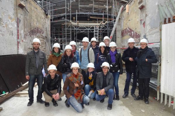 597f456fb6986263250731