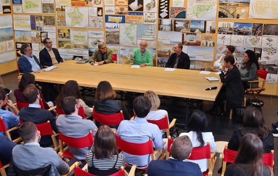 5c2f2bd578667537532216